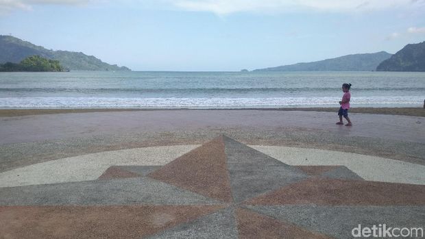 pantai prigi trenggalek