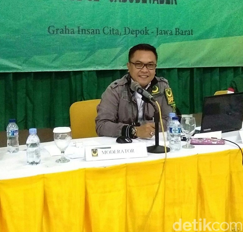 PBB soal TGB Dukung Jokowi: Dia Pintar Cari Momen PBB soal TGB Dukung Jokowi: Dia Pintar Cari Momen