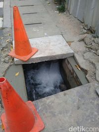 Penampakan saat trotoar masih terbuka
