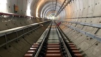 Direktur Utama PT MRT Jakarta William Sabandar mengatakan sampai saat ini sudah 77% rel kereta MRT sudah terpasang di jalurnya dari Lebak Bulus hingga Bundaran HI. Istimewa/Instagram/@williamsabandar.