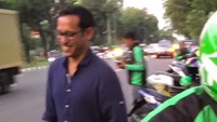 Bos Go-Jek naik Go-Jek ini terlihat dalam sebuah video yang diunggah oleh Kepala Badan Ekonomi Kreatif Indonesia (Bekraf), Triawan Munaf.Foto: Pool (Instagram)