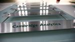 Riuh Dunia: Cambridge Analytica Bangkrut, Bos Gangster India Dibui