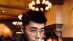 Ini Aksi Paranormal yang Sedang Hits, Roy Kiyoshi Jika Sedang Makan