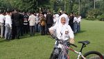 Saat Jokowi Kenalkan Kambing hingga Rusa ke Anak SMA di Bogor