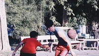 Selain itu, pria yang juga berprofesi sebagai model ini memang terbiasa untuk bermain basket sejak dulu. (Foto: Instagram/abibayu)