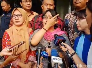 Tentang Gelang Susi Ferawati yang Dituduh #GelangKode