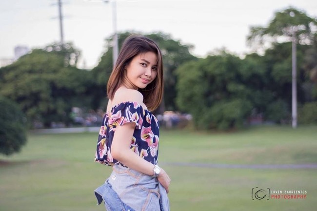 Pada postingan yang sudah dibagikan 54 ribu lebih kali itu, pengguna Facebook dengan akun Rizalyn E. Aguilos ini seolah menyinggung kelakukan kids zaman now yang sering kali lupa berbuat baik untuk orangtua. Unggahannya itu pun dianggap sebagai tamparan keras dan membawa pesan inspiratif.Foto: Facebook