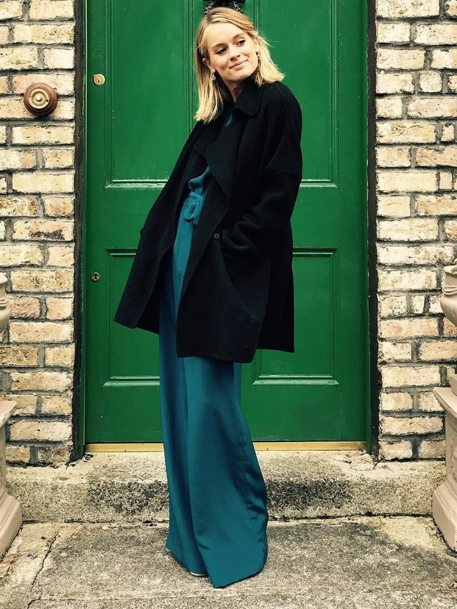 Dalam wawancara tersebut, Cressida menegaskan bahwa ia tidak ingin lagi disangkut-pautkan dengan dengan adik Pangeran William itu lagi. Karena saat itu ia tengah fokus dengan akting bukan masa lalunya.  Foto: Instagram