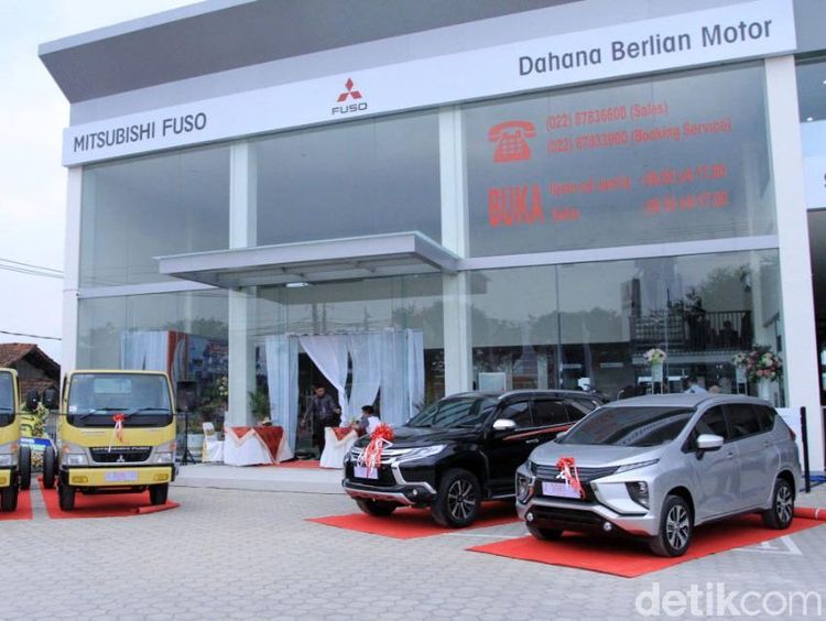 Mitsubishi Resmikan Diler di Bandung