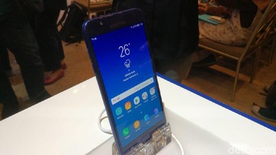 Melongok Galaxy J7 Duo yang Mengincar Milenial