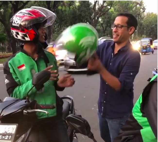Berita Populer: Nadiem Santai Naik Gojek, Menteri RI Pakai Toyota