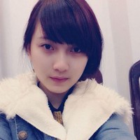 Guru cantik bernama Bui Thuy Ngan ini langsung viral setelah fotonya dibagikan melalui akun Facebook salah satu orangtua muridnya. Foto: Facebook/Bui Thuy Ngan