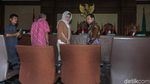 Novanto dan Deisti Bersaksi untuk Fredrich Yunadi