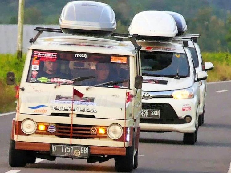 3 MPV Toyota Jelajahi Timor Leste