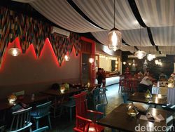 Menguji Kemampuan Kamera Redmi Note 5 di Malam Hari