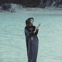 Sosok hijabers berdarah Arab berikutnya adalah Zahra Zubaidah. Wanita asal Bandung itu kini melanjutkan studi di Glasglow Scotlandia. Foto: Instagram/z_zbaidah