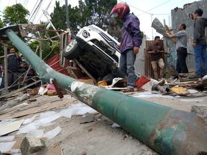 Polisi Gelar Rekonstruksi Pajero yang Tabrak Rumah di Medan
