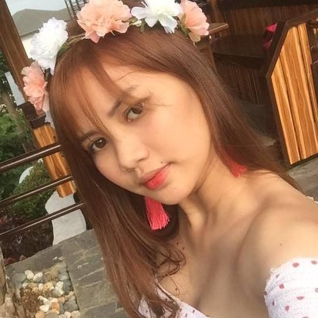 Rizalyn menuliskan bahwa ia diajak jalan-jalan oleh sang ibu. Sebenarnya Rizalyn berniat untuk menolak karena tak punya cukup uang. Tapi, hati kecilnya memaksa dirinya untuk pergi bersama ibunya. Foto: Facebook