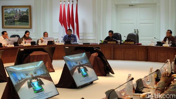 Jokowi dan jajarannya membahas tentang promosi Asian Games 2018.
