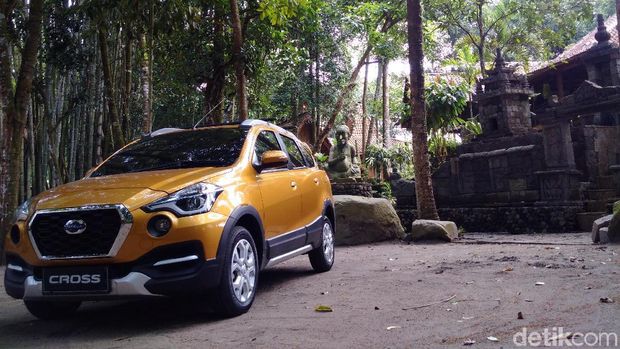 Datsun Cross