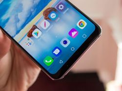 Penampakan LG G7 ThinQ, Android Jagoan Mirip iPhone X