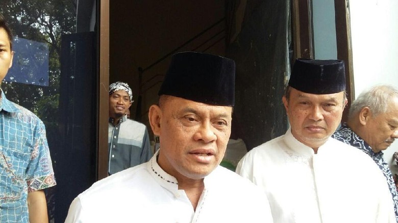 Gatot Nurmantyo Tak Setuju Larangan Bicara Politik di Masjid Gatot Nurmantyo Tak Setuju Larangan Bicara Politik di Masjid