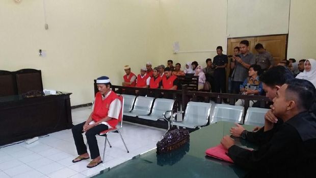 Detik-detik Kanibalisme Makan Organ Vital Korban dengan Nasi