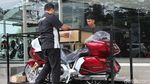 Unboxing Motor Seharga Rp 1 Miliar Lebih