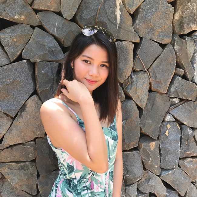 Setelah introspeksi dan refleksi diri, Rizalyn juga menuliskan bahwa setiap anak harus berterima kasih pada orangtua. Jasa orangtua berhak dibayar walaupun hanya dengan perbuatan kecil yang dilakukan oleh anaknya. Foto: Facebook