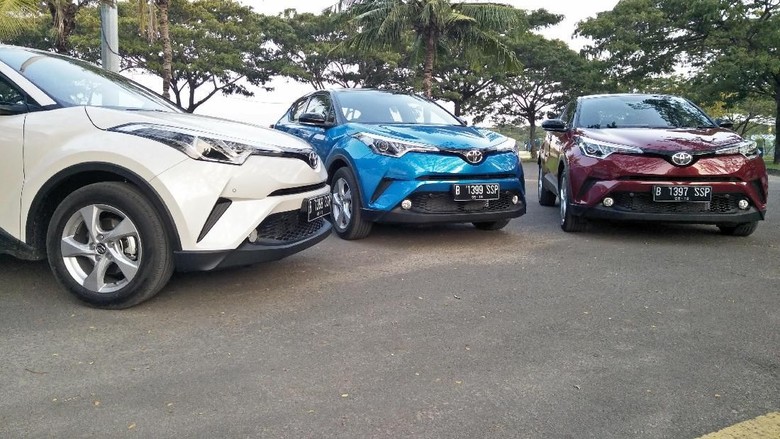 Test drive Toyota C-HR Foto: Ruly Kurniawan Test drive Toyota C-HR Foto: Ruly Kurniawan