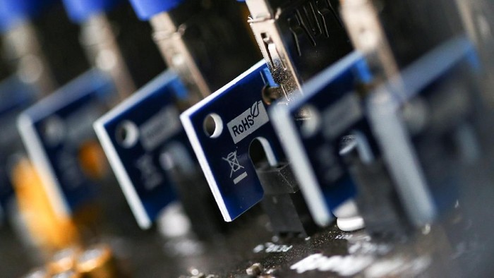 Motherboards are pictured in Bitminer Factory in Florence, Italy, April 6, 2018. Picture taken April 6, 2018. REUTERS/Alessandro Bianchi