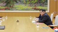 Dilansir dari CNN, Kamis (3/5/2018), dalam kunjungannya, Wang memuji komitmen Korut untuk melakukan denuklirisasi. (Foto: Dok. KCNA via Reuters)