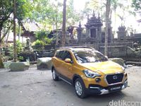 Datsun Cross. 