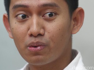 Stafsus Jokowi Belva: Generasi Milenial Penular Corona Terbesar