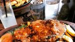 Yuk, Siang Ini Makan Enak dengan Chicken Steak yang Gurih Kayak Netizen Ini!
