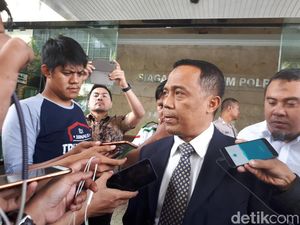 Pejabat RI-Saudi Negosiasi, Pengacara: Semoga Ada Jalan Pulang untuk HRS
