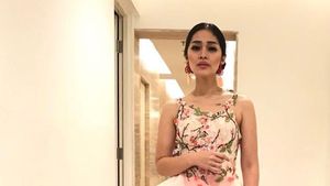 Resmi Cerai, Ini Gaya Gracia Indri yang Tampil Cantik Bergaun Feminin