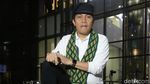 Gaya Saut Situmorang Main Saxophone di Konser Perangi Korupsi