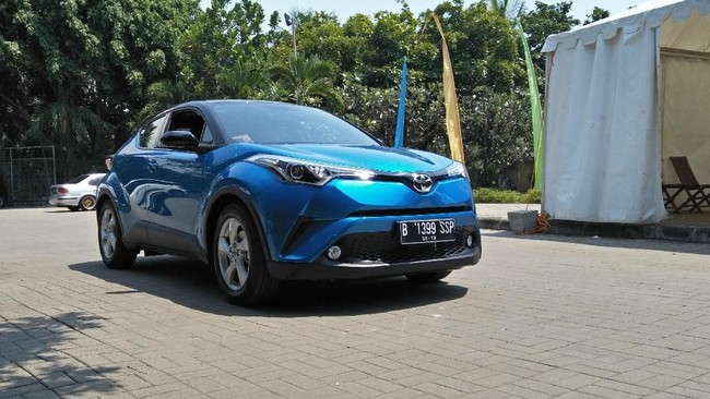 Toyota C-HR, Crossover Berbentuk Intan Berjalan