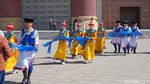 Foto: Pertunjukan Tari Kolosal Suku Mongol yang Spektakuler
