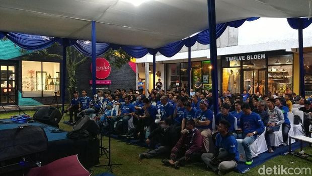 Kemeriahan Nobar Persib vs Madura United ala KPU Bandung