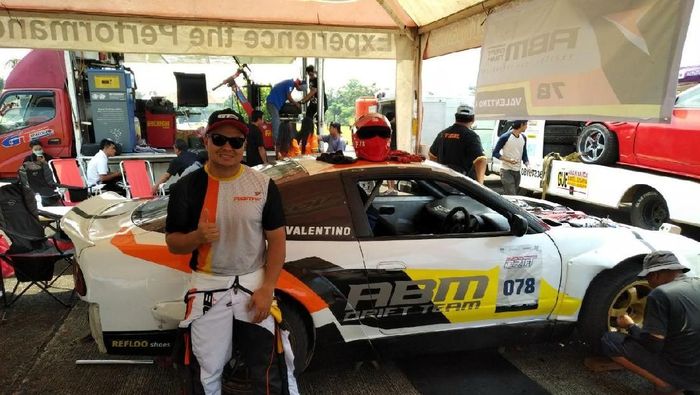 Dritfter ABM Valentino Ratulangi saat sesi latihan (dok.ABM Motorsport) Dritfter ABM Valentino Ratulangi saat sesi latihan (dok.ABM Motorsport)