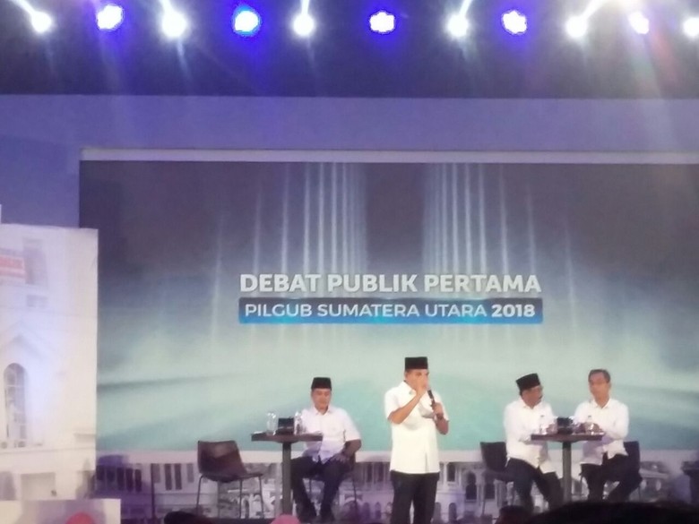 Debat Edy vs Djarot-Sihar Soal Keteladanan Debat Edy vs Djarot-Sihar Soal Keteladanan