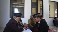Hisyam mengulang ijab kabul hingga 2 kali. Foto: Ibnu Munsir/detikcom