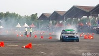 Untuk seri pertama kali ini ada 30 drifter, hari ini (Sabtu, 5/5/2018) full latihan, besok (MInggu, 6/5/2018) masuk kualifikasi dan race, dengan tiga kategori Pro, Rookie, dan driftstar. Untuk hadiahnya pada seri pertama ini ada uang tunai dan piala, dipenghujung tahun nanti akan ada juara umum ada motor, Wakil Ketua Penyelenggara Super Drift 2018, Miransyah. Foto: M. Luthfi Andika
