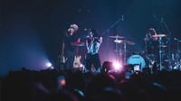 Dua Lipa saat ini tengah menjadi bintang karena lagu-lagunya. Foto: Twitter Dua Lipa