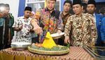 Sering Makan Bareng Atlet, Begini Gaya Sederhana Menpora Imam Nahrawi