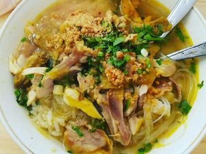 Modal Rp 20.000 Bisa Makan Soto Ayam Sedap Di Sini