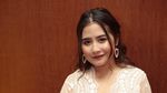 Cantiknya Prilly Latuconsina dan Citra Kirana di Nikahan Raditya Dika