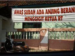 Kocak! Rambu Peringatan yang Bikin Pengendara Bingung